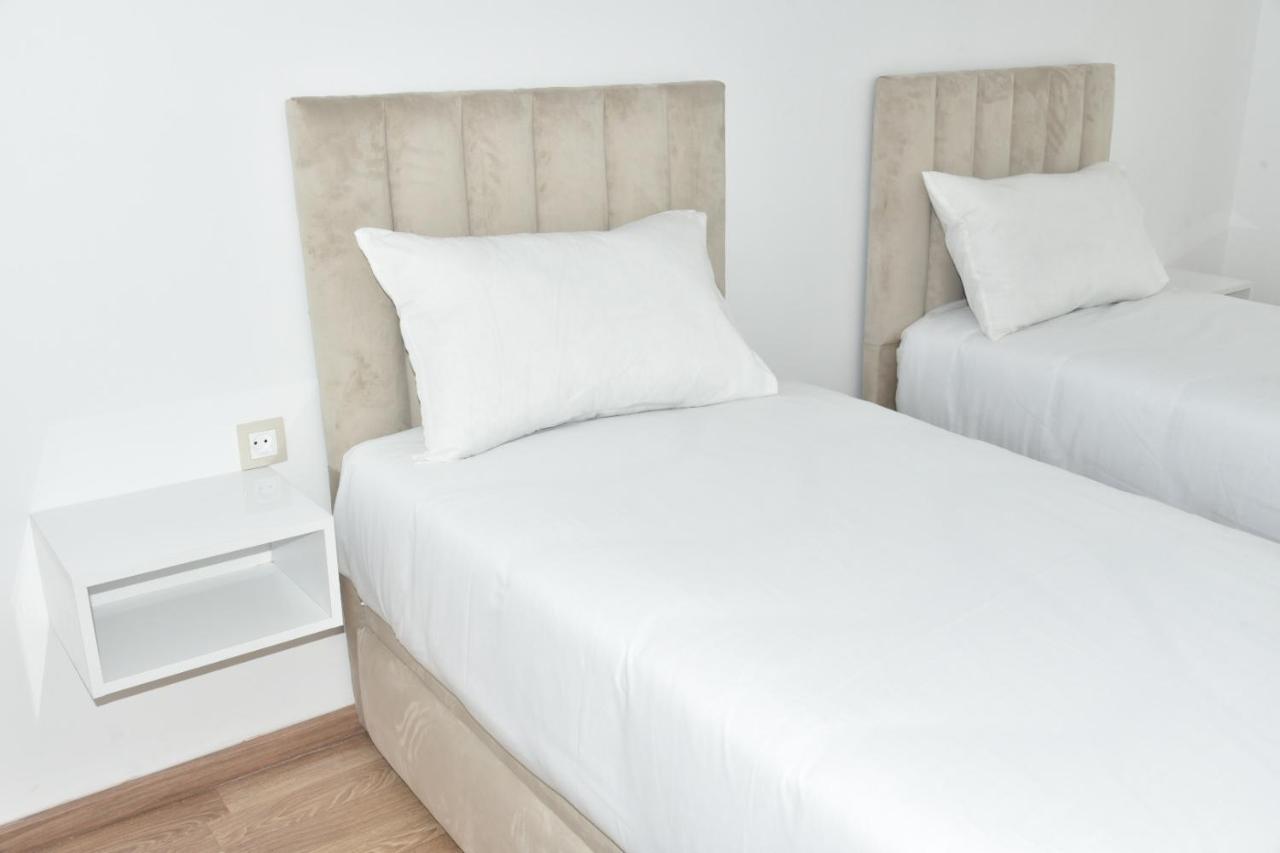 Lovely Apartment With Pool & Gym 盖尼特拉 外观 照片
